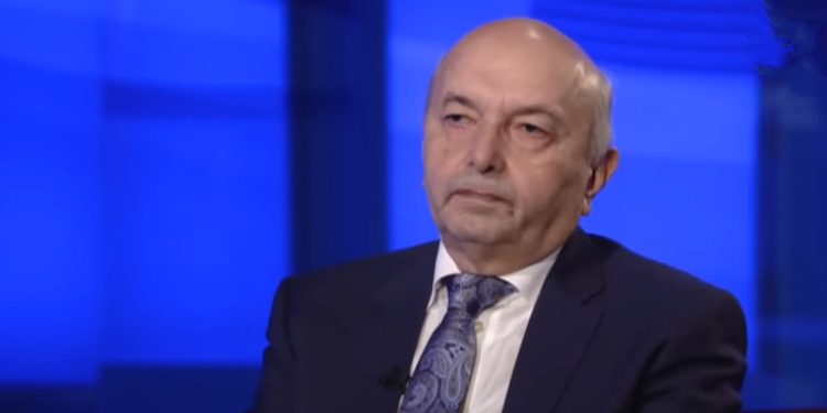 Mustafa: Kurti e futi dialogun në mekanizma të sanksioneve