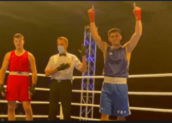 Emocionuese, nipi i Luan Krasniqit shpallet kampion i Gjermanisë në boks