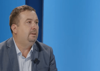 Latifi-Kurtit: Përpara shkohet tu qenë kryeministër fleksibil, e jo kryefortë