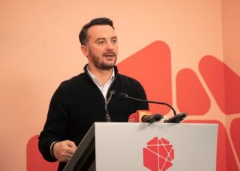 Molliqaj për Dejona Mihalin: Është “mashë” e Albin Kurtit për secilin vendim