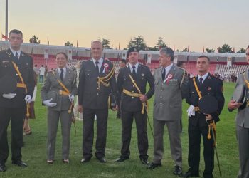 Ushtarakët Dalloshi e Murtezi përfundojnë me rezultate të larta shkollimin në Turqi