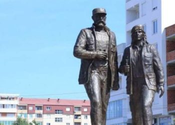 25 vjet nga rënia heroike e komandantit të UÇK-së, Fehmi Lladrovci e bashkëshortës Xhevë Lladrovci