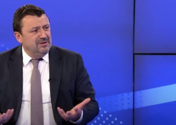 Deputeti Beqa e pranon: Nuk i kemi numrat për ta rrëzuar qeverinë