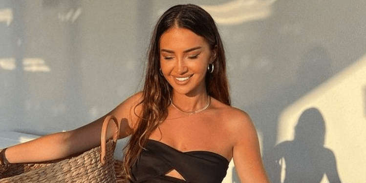 Kiara Tito vazhdon me paraqitjet e saj joshëse e plot hijeshi