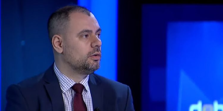 Ngjarjet në veri, Vrajolli: Përfshirja e Radoiçiqit, indikacion se ka involvim të shtetit serb në sulmin në veri
