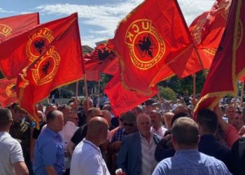 Bastisjet në familjet e ish-pjesëtarëve të UÇK-së, OVL thërret protestë kundër EULEX-it e Gjykatës Speciale