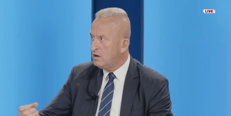 Qalaj: E pamundur që në sulmin në veri të mos jetë i përzier Radojiçiq