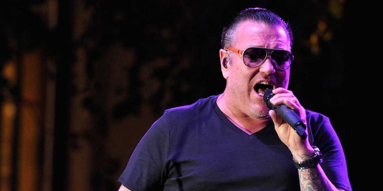 Vdes Frontmeni i Smash Mouth, Steve Harwell në moshën 56 vjeçare