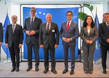 Me apo pa dëshirë, Osmani e Vuçiq shkrepin foto së bashku në New York