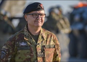 Komandanti i KFOR-it: Situata në veri mbetet e paqëndrueshme, lehtë mund të përshkallëzohet