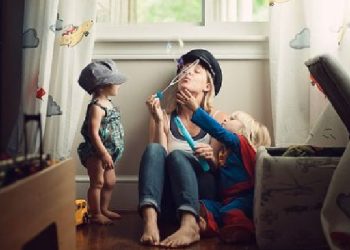 Ja si e përforcojnë prindërit vetëvlerësimin e fëmijës