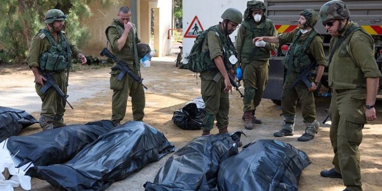 Masakër në kufi me Gazën, në Kfar Aza janë gjetur trupat e vrarë të 200 izraelitëve