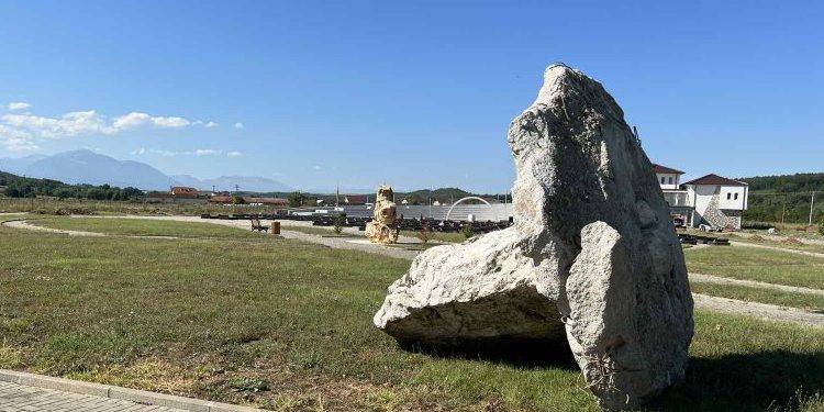 Kurti: Guri i Nënës Pashkë, lokali “Panda” e asete të tjera bëhen pjesë e trashëgimisë kulturore