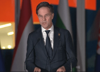 Kryeministri holandez mbetet pa fjalë: Më pak se 2 vite të restaurohet Pramida