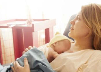 Disa mënyra sesi mund të trajtoni plagën tuaj cezariane pasi të ktheheni në shtëpi