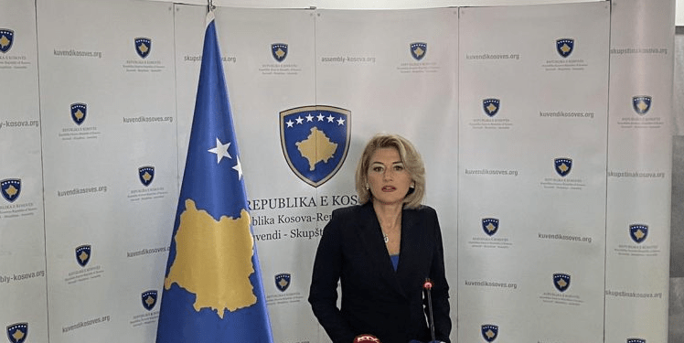 Kusari-Lila: Nuk informacione se ka ultimatum nga pesëshja e diplomatëve