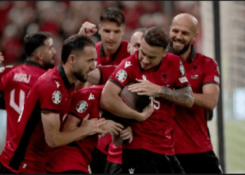 O sa mirë me qenë shqiptar… Shqipëri 3:0 Çeki