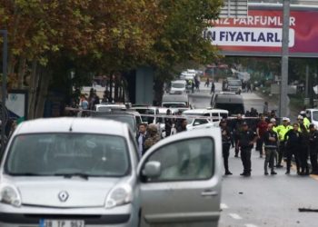 Sulm me bombë pranë ndërtesave ministrore në Ankara