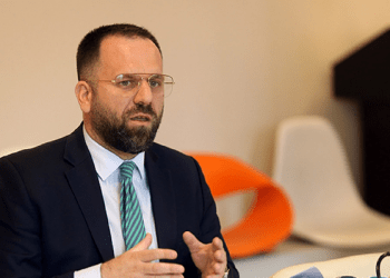 Keqmenaxhimi i parasë publike, Rukiqi: Nëse vazhdon kështu, kolapsin ekonomik afër