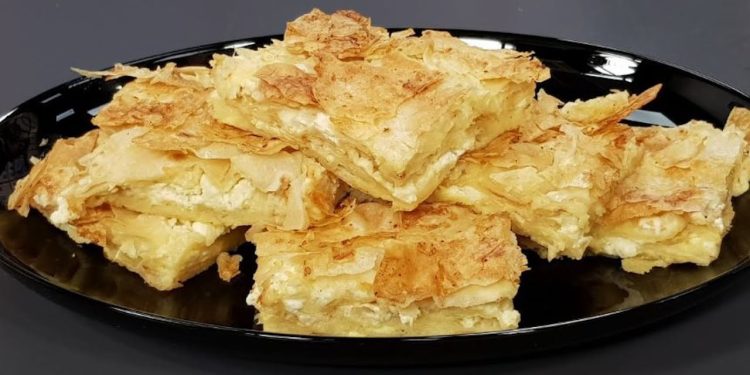 Receta e veçantë e byrekut me kos dhe qumësht