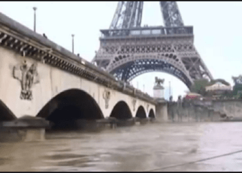 Moti i keq ka shkaktuar vdekjen e të paktën 5 personave në Francë