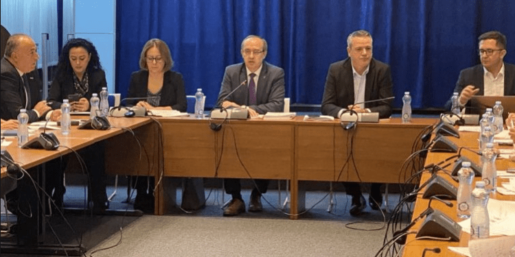 LDK: Buxheti 2024 nuk përbën zhvillim ekonomik, rritja 5 euro e koeficioentit vetëm mashtrim