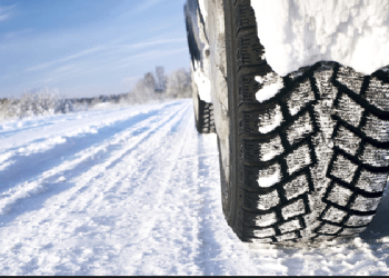 Kujdes, nga sot gomat e dimrit janë të obligueshme