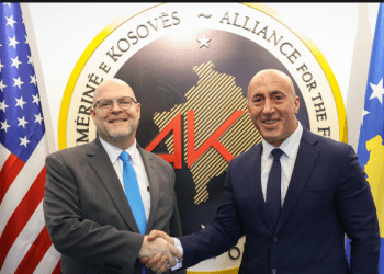 Haradinaj takon Hovenier: Si AAK e mbështesim planin Franko-Gjerman