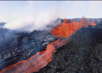 Islanda evaukon banorë 3.000 banorë nga frika e shpërthimit të vullkanit
