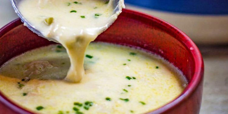 Supa e shijshme e nënës, receta që të ngroh shpirtin dhe organizmin