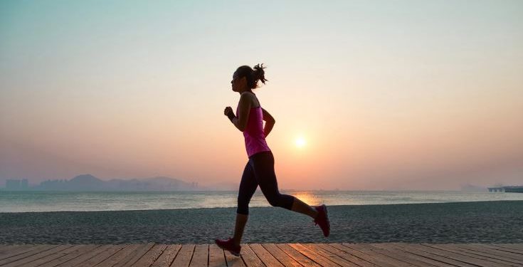 Ushtrimet e rregullta ndikojnë që të bëni gjumë më të mirë