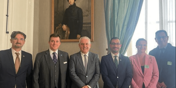 Takoi deputet e senator francez, Sveçla: Integrimi i Kosovës në BE të ndodh sa më shpejt