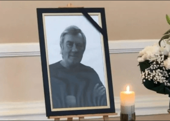 Miq e kolegë i japin lamtumirën aktorit të madh të humorit Zef Deda