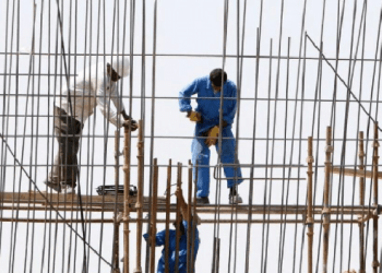 Punëtorët në Kosovë, Krasniqi: Paga të ulëta, pasiguri e madhe