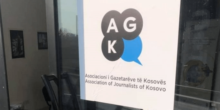 AGK: Gjatë vitit 2023, 74 raste të kërcnimeve e sulmeve ndaj gazetarëve