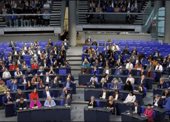 Krisen raportet mes Athinës dhe Berlinit, Greqisë i “hiqet” e drejta e vetos