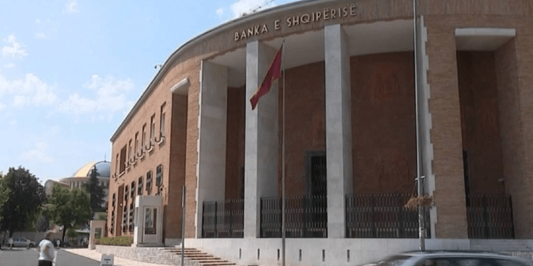 Banka Shqiptare: Kreditimi i ekonomisë u rrit përsëri gjatë muajit nëntor