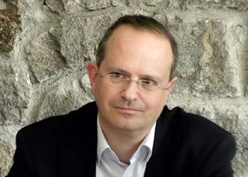 Weber: Serbia një shtet autoritar, Vuçiq nuk është i interesuar për dialogun