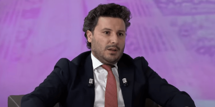 Abazoviq tregon për akuzat që i’u kishin bërë sa ishte kryeminisër i Malit të Zi