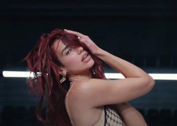 “Më dërgo mesazh”! Çfarë po ndodhë me Dua Lipën, publikon numrin e telefonit