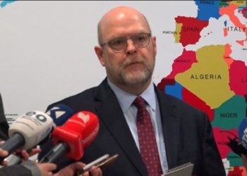 Hovenier: Qytetarët në pjesën veriore duhet të faturohen