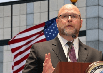 Hovenier uron vitin e ri: Shpresojmë që në 2024 të ketë më shumë ecuri në dialogun me Serbinë