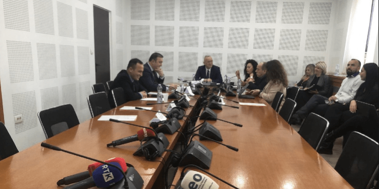 Rezervat shtetërore, përplasen në Komision pozita dhe opozita