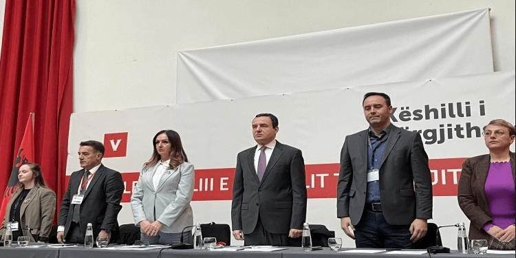 Kurti, në mbledhjen e Këshillit të Përgjithshëm të VV-së: Kemi komunikuar në vazhdimësi me qytetarët