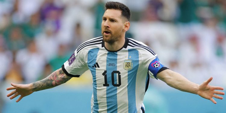 Ja për sa u shitën fanellat që Messi përdori në Kupën e Botës 2022