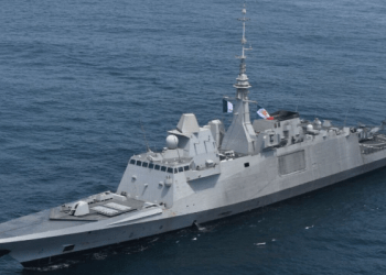 Një luftanije franceze rrëzon 2 dronë, që ishin lëshuar në drejtim të saj nga bregdeti i Jemenit