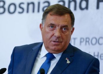 Dodik: Schmidt dhe Murphy po tentojnë të na e bëjnë jetën të mjerë në Bosnje