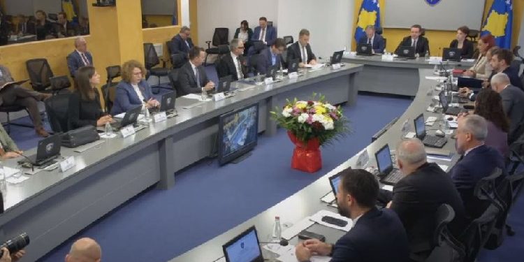 Qeveria ndan 40 milionë euro shtesë për FSK-në