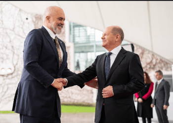 Rama-Scholzit: Procesi i rinovuar i Berlinit është vetëm një nga shumë sukseset e miqve