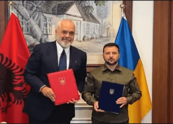 Zelensky nderon me çmimin e lartë Edi Ramën